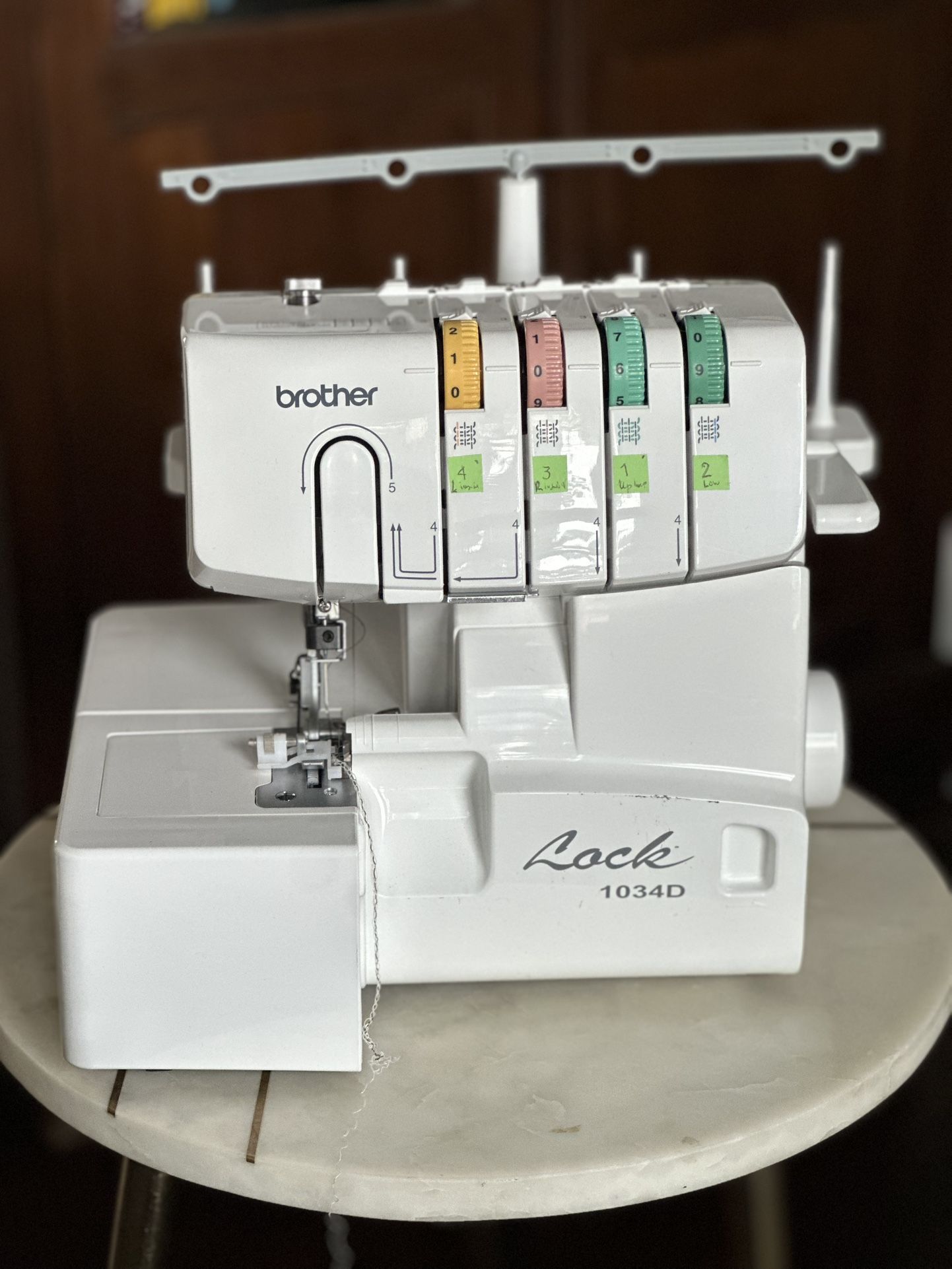 BROTHER SERGER 1034D