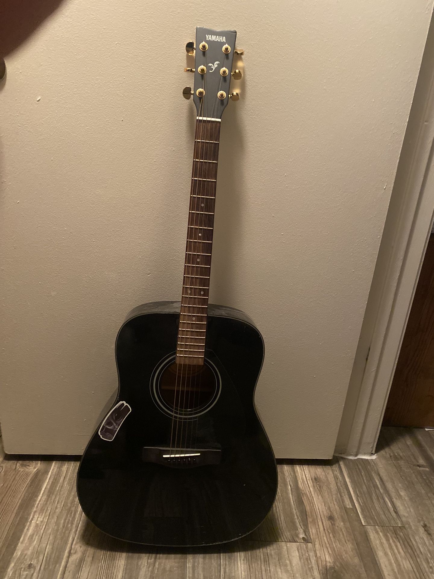Yamaha Guitar