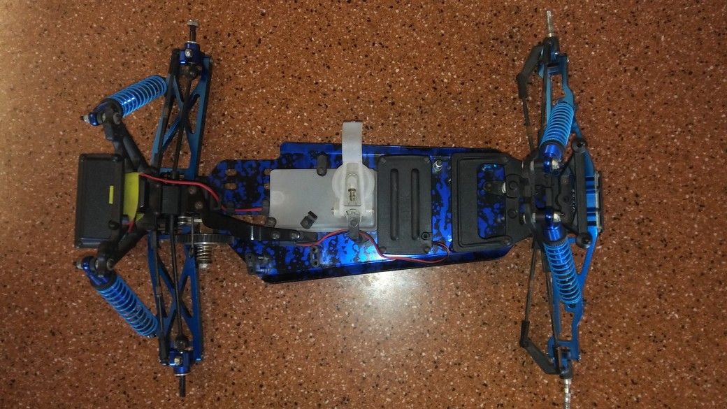 XTM X-Cellerator nitro chassis 