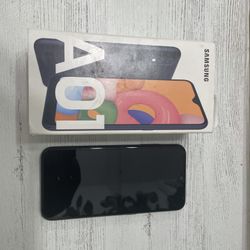 Samsung Cell Phone For Cell (Like New)