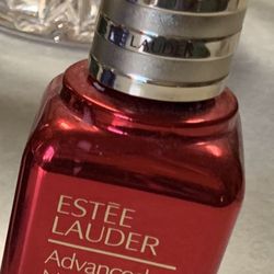 Neiman Marcus - Ester Lauder Creams 👏💙💜♥️💚🤍