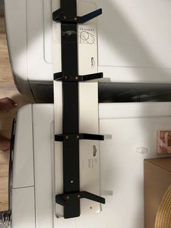 24” Wall Hook Rail $10