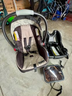 Graco SnugRide 35 Car Seat + Base + Baby Mirror