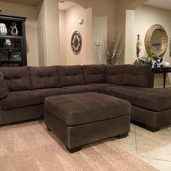 Sectional Couch (ottoman not included)