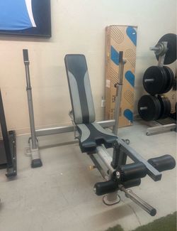Adjustable bench