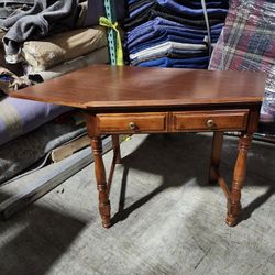 Stanly Furniture Corner Table Desk 
