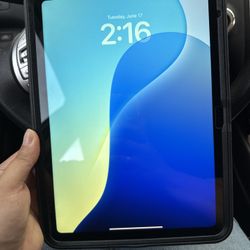 iPad 10th Gen