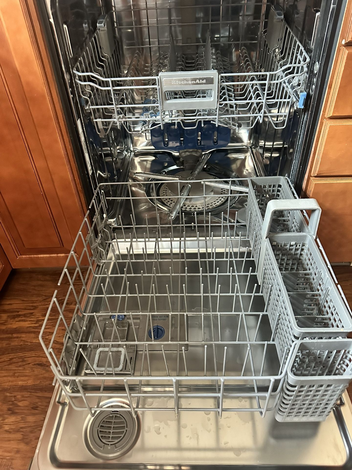 Kitchen Aid Dishwashers 