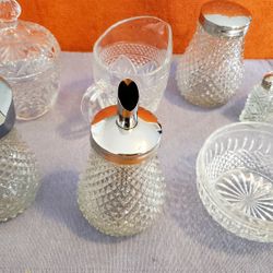 Creamer, Sugar , Salt , Pepper Set.