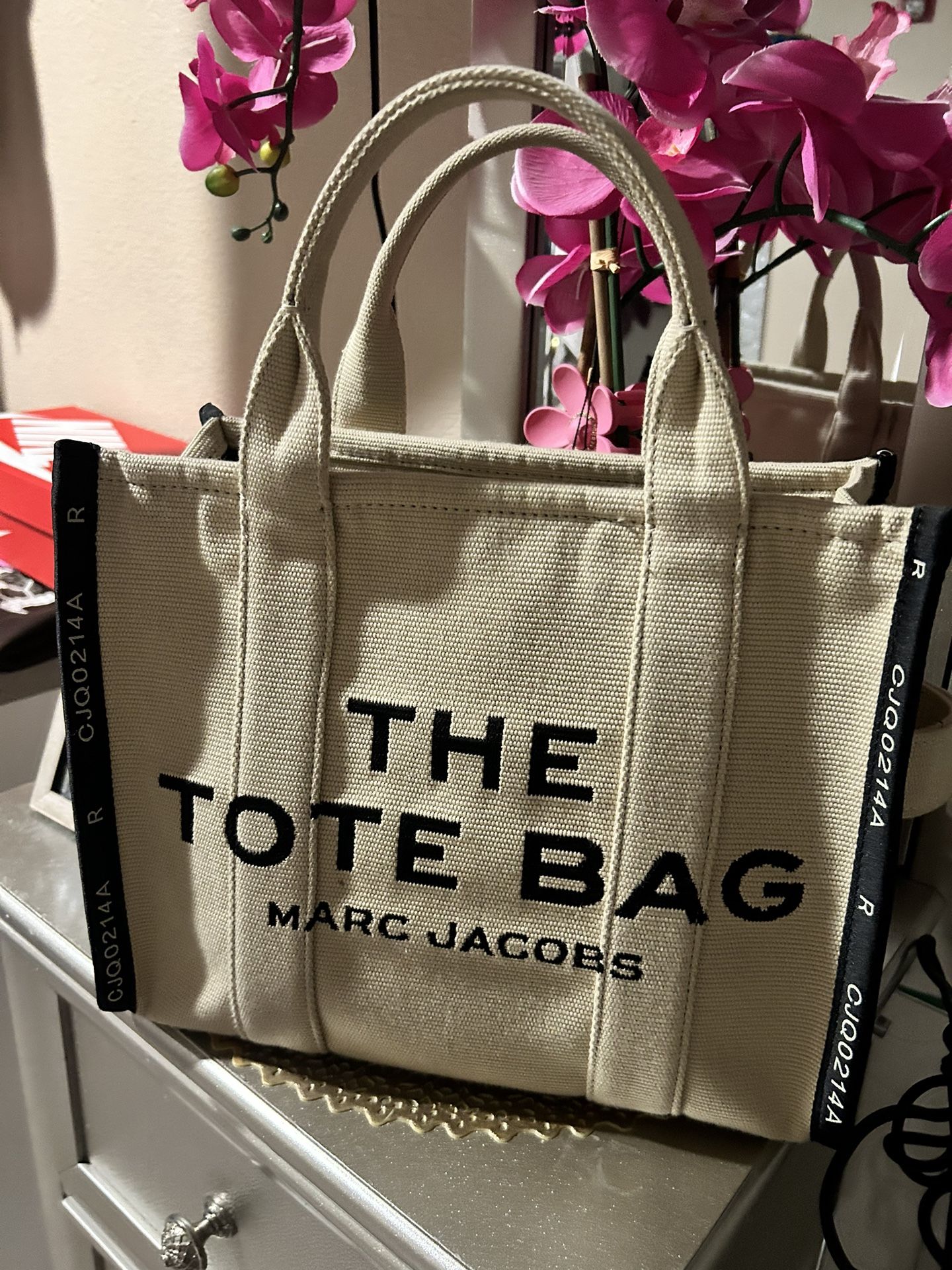 The Tote Bag Marc Jacobs