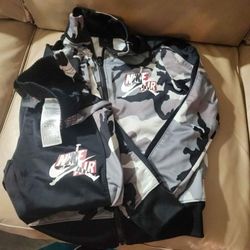 Jordan 2 Piece Set
