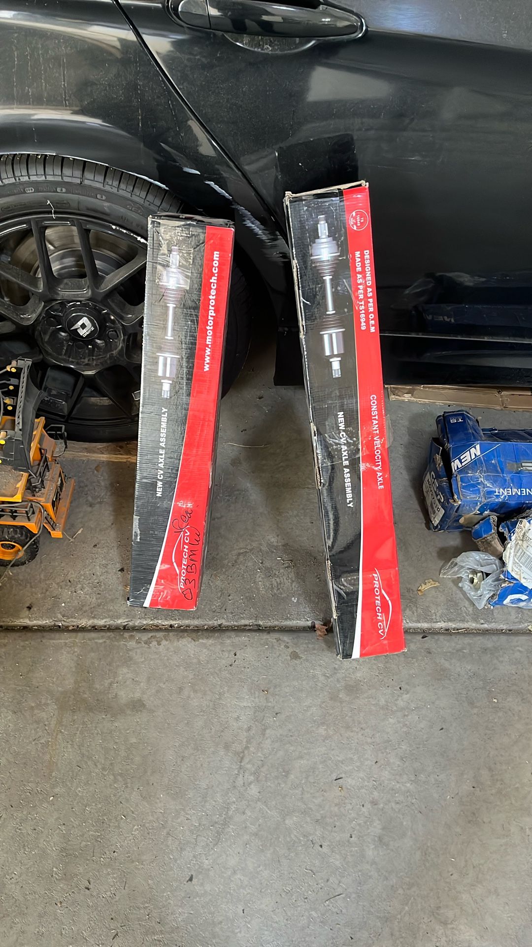 2003, 2011 BMW Rear Drive Axles