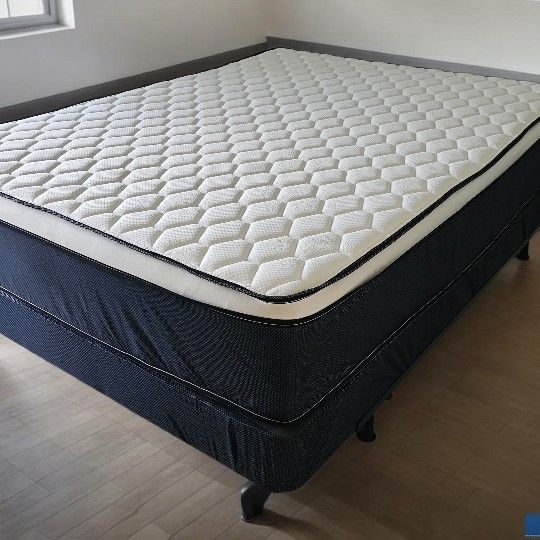 NEW QUEEN PILLOW TOP MATTRESS and BOX SPRING. Bed frame not included. 👍