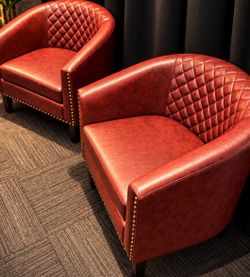 Set of 2 Cognac Club Chairs – Quilted Back + Nailhead Trim