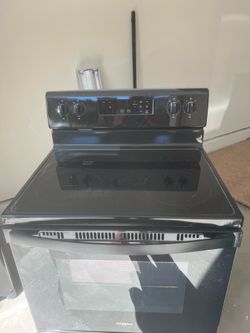 Whirlpool oven and vent