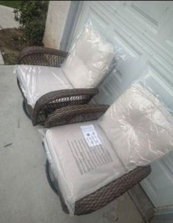 199$ 2 Piece Patio Furniture Set Outdoor Patio Furniture Set Patio Chairs Swivel Patio Chairs 🆕🚚🛺🆕