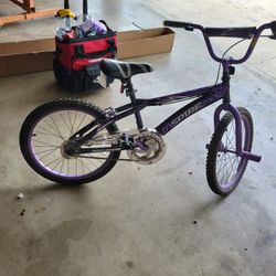 Spire Purple Girl Bike