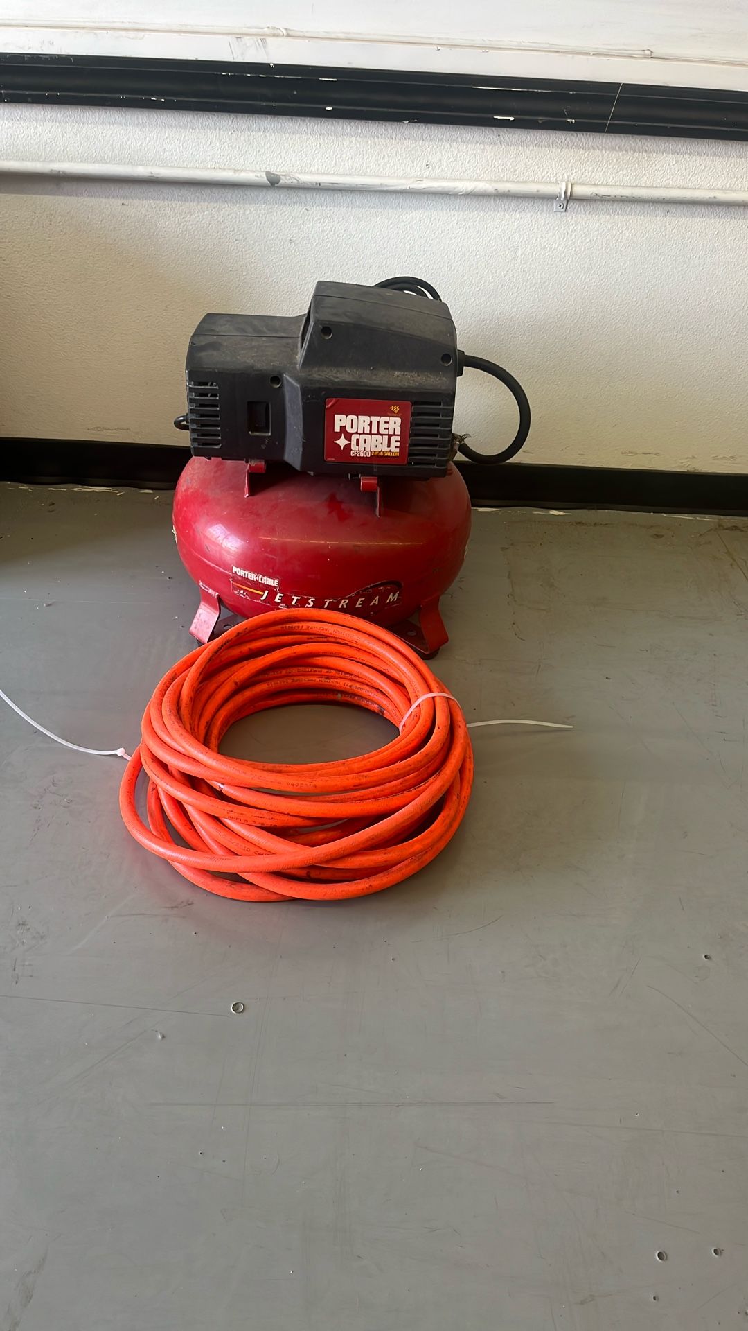 Porter Cable Pancake Air Compressor CF2600