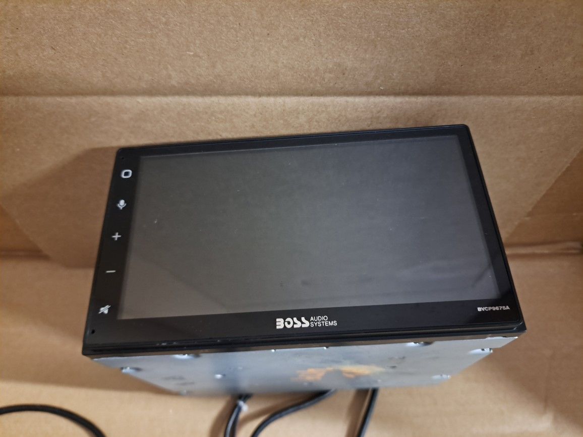BOSS BVCP9675A DIGITAL MULTIMEDIA RECEIVER CARPLAY NAVIGATION SCREEN RADIO