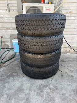 Bridgestone Dueler A/T Tires - Set of4  275/70/18