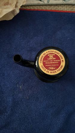 This is a 1(contact info removed) Ford Mustang change oil filter