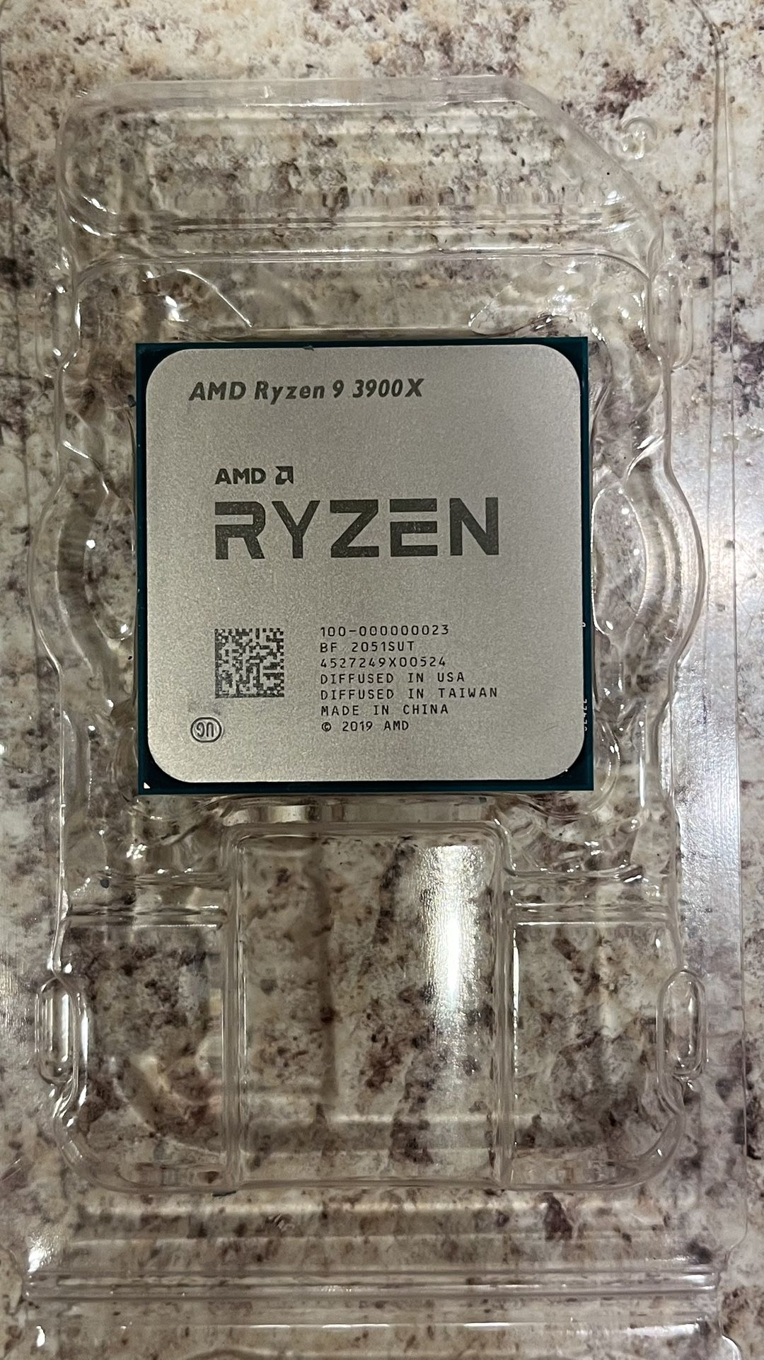 AMD Ryzen 9 3900X