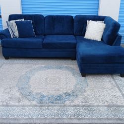 American Signature Blue 2-Piece Right-Chaise Sectional  $350 w/DELIVERY 