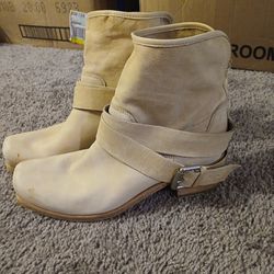 Vic Matie Tan Boots Size 38