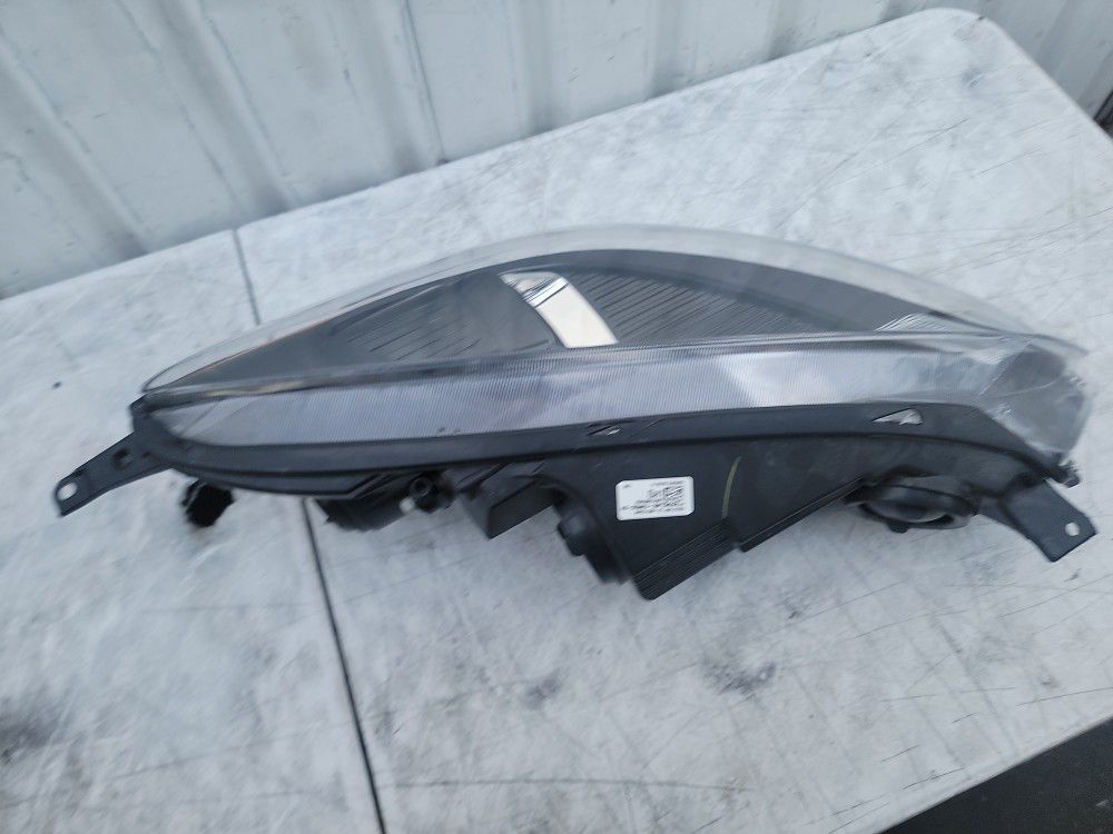 2020-2022 Ford Escape Headlight Halogen Lh Side Driver Side 