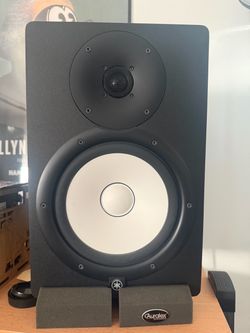 Yamaha HS8 studio monitors