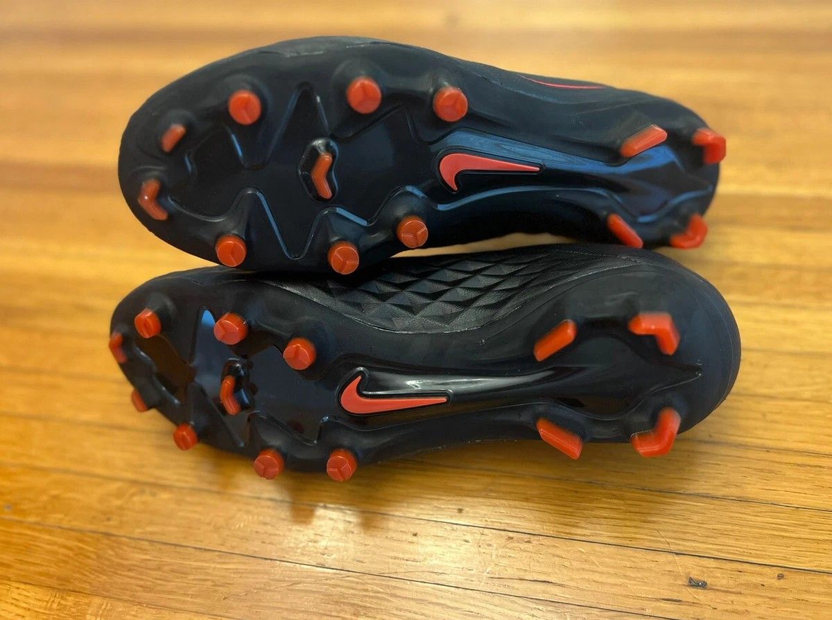 Nike Tiempo Legend 8 Pro FG Black/Chile, Size 7