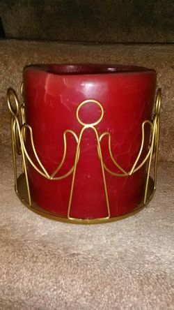Angel candle holder w/ large candle!