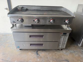 Star Max Commercial Griddle on Hoshizaki Refrigerated Chef Base