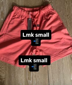 Coral shorts
