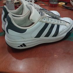 Vintage Tennis Shoes Adidas 10.5 