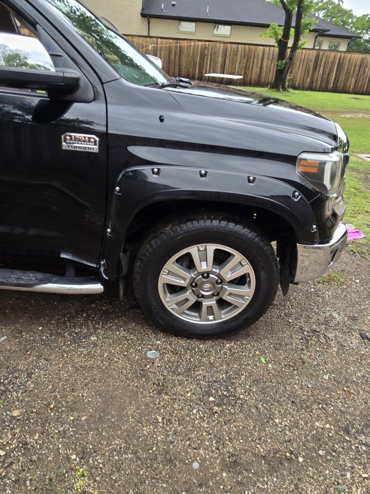 2015 Toyota Tundra