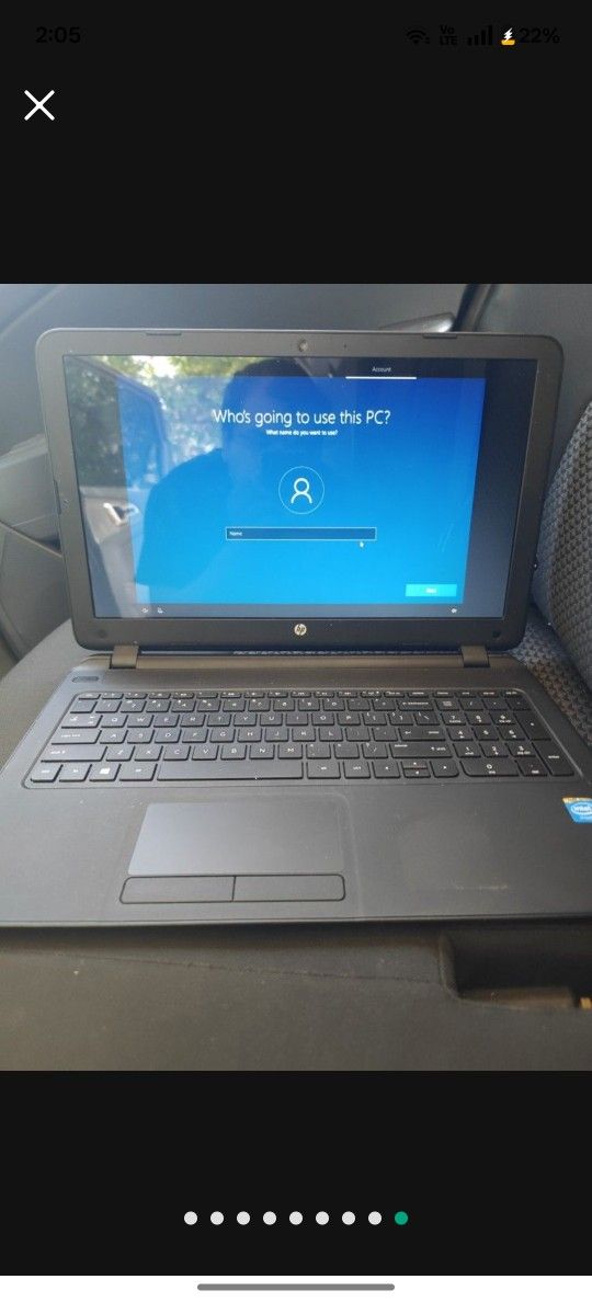HP Black 15.6″ 15-f209wm Laptop (Intel Celeron N2840 CPU, 4GB RAM, 500GB HDD, Windows 10