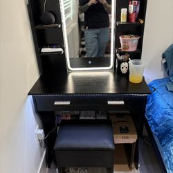 Vanity With Stool 