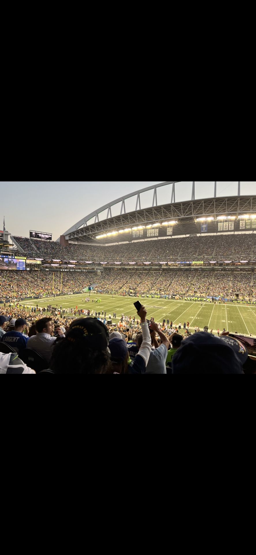 Seahawks vs Cowboys- 2 Club Tickets with Tunnel Club access for Sale in  Federal Way, WA - OfferUp