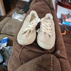 Womens Flats