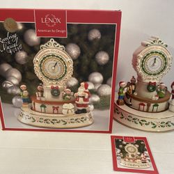 LENOX 25 DAY COUNTDOWN TO CHRISTMAS Revolving 10.5" CENTERPIECE Musical