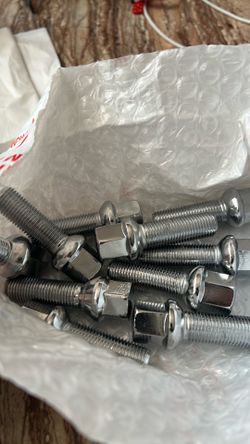 2015 Audi or vw European wheel lug bolts extended bolts size M14x1.5