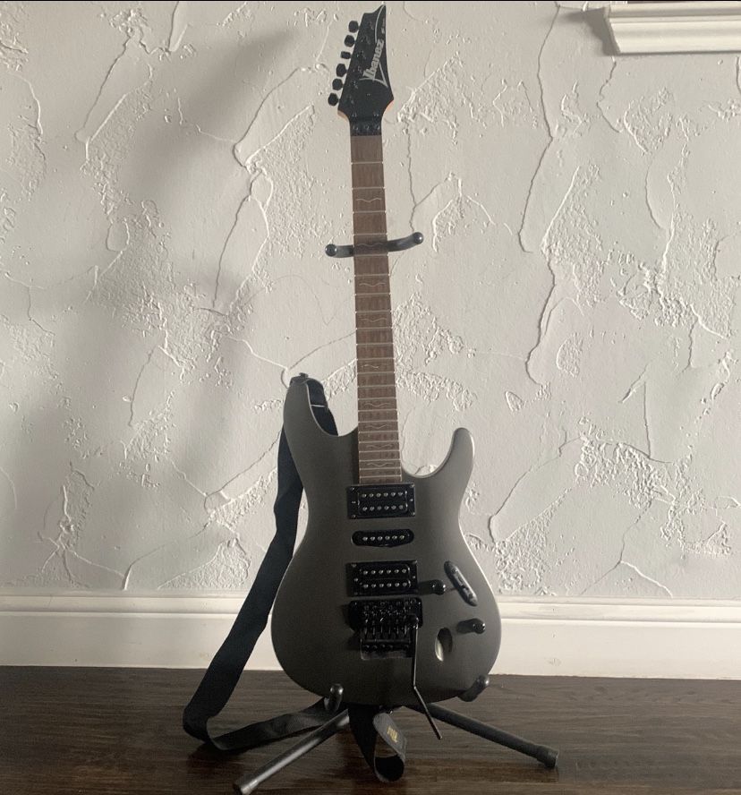 : Ibanez S370 Korea Model 2001 Grey/ Silver Finish