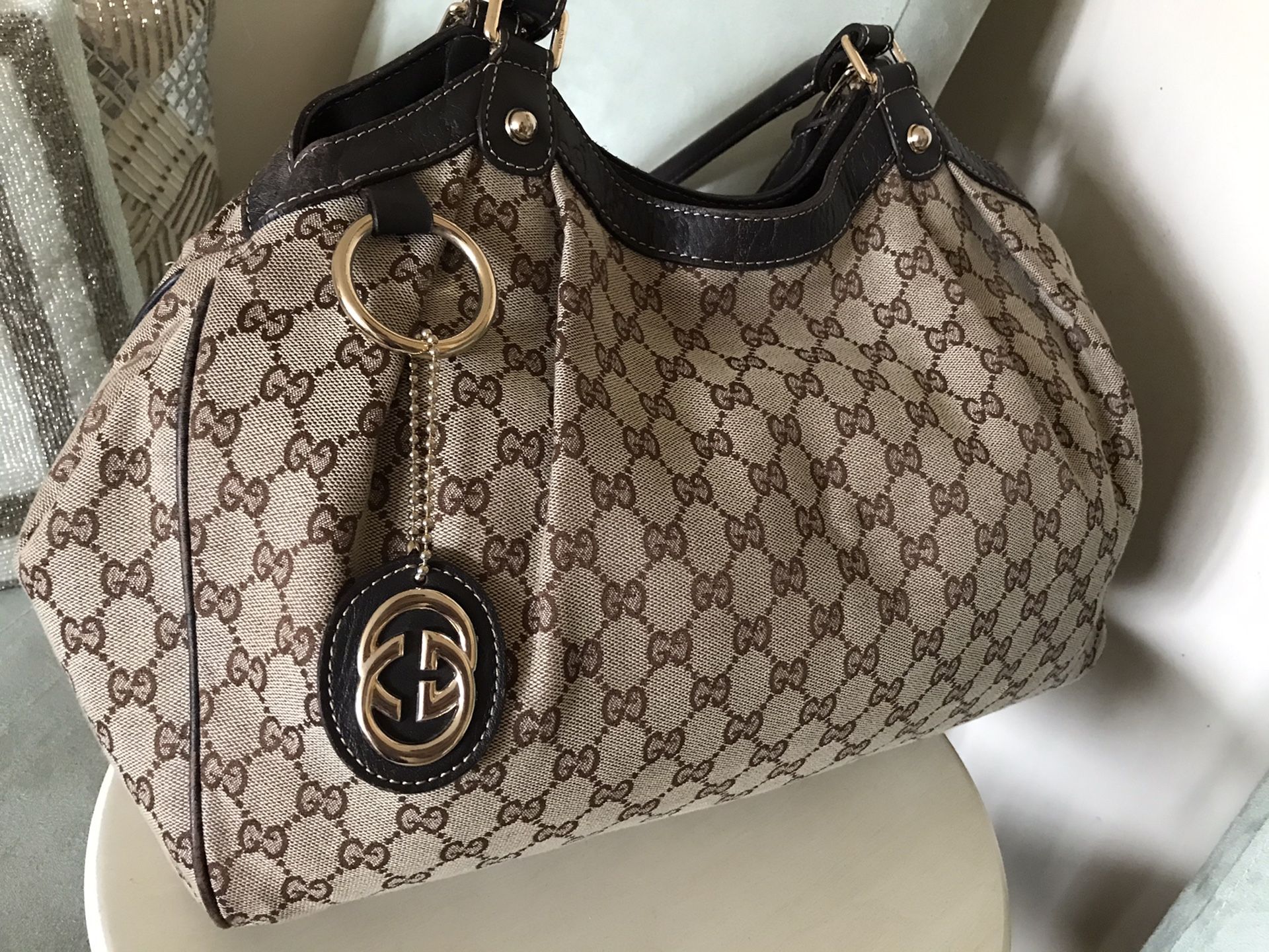 Gucci sukey tote bag