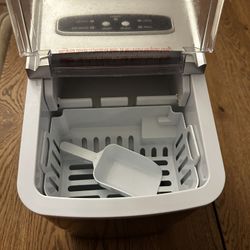 Portable Ice Maker 
