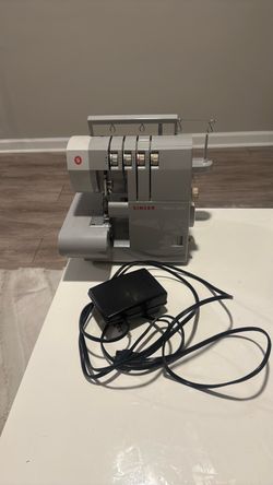 Singer Heavy Duty Serger Sewing Machine
