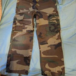 Boys US Army 🪖 Camouflage Pants.