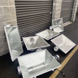 Grow Hoods With Bulbs