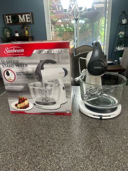 Sunbeam 12 speed stand mixer like new