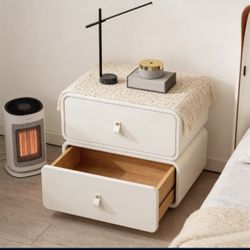 Set Of 2 Nightstands 